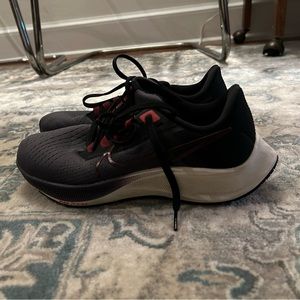 LAST CHANCE ONE WEEK Nike Pegasus 38 Cave Purple Dark Beetroot Size 6.5